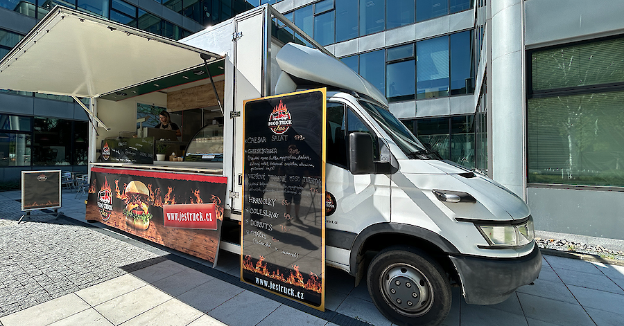 Jes Truck at The Park